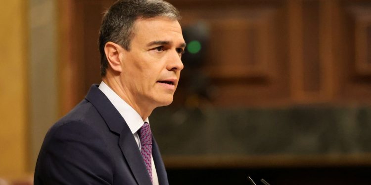 El gobierno de España respalda un tercer mandato de Pedro Sánchez pese a su propuesta de limitarlo a ocho años