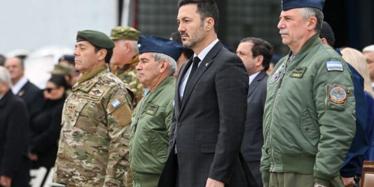 En lo que va del gobierno de Milei, más de 18 mil militares dejaron las Fuerzas Armadas 