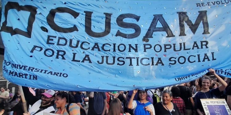 Estudiantes universitarios en contexto de encierro también se sumaron a la marcha por la educación