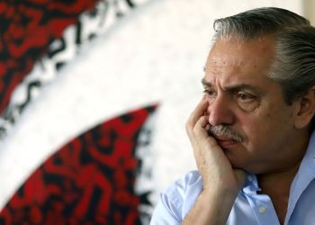 Fiscal pide revocar el procesamiento de Alberto Fernández en la causa Seguros