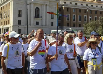 Histórico: se celebró evento oficial de católicos LGBT en el Vaticano