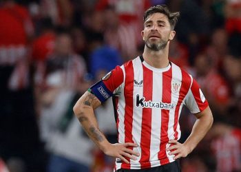 Le ganó al cáncer, inició un tratamiento contra la caída del pelo y la UEFA lo suspendió: la historia de Yeray Álvarez