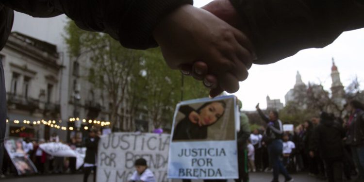 Un grito en todo el país: «Justicia por Morena, Brenda y Lara»