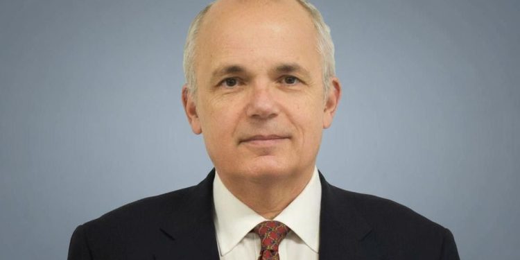 Alejandro Fargosi: “Para volver, la oposición necesita que el plan de Javier Milei caiga”