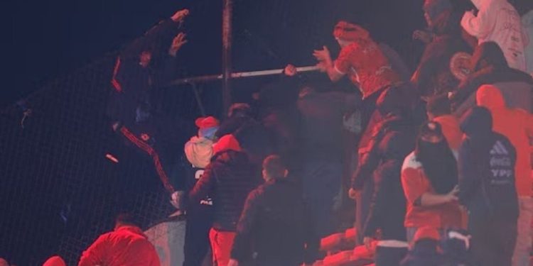 Así será el operativo para el regreso de la U. de Chile a Argentina, tras el cruce con la hinchada de Independiente