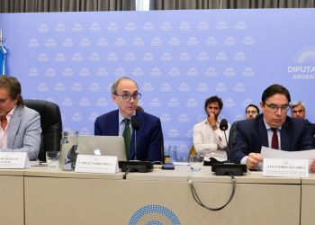 Autoridades educativas respaldaron la ley de Presupuesto 2026: “Es mentira que recortamos fondos universitarios”