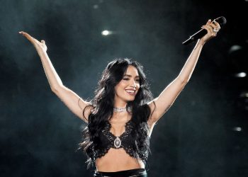 Cumpleaños de Lali Espósito: el saludo de Cris Morena, sus inicios y la celebración en las redes