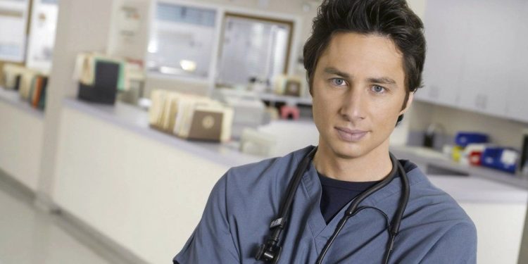 Disney+ tiene la serie perfecta para maratonear: un grupo de médicos enfrenta situaciones absurdas y graciosas