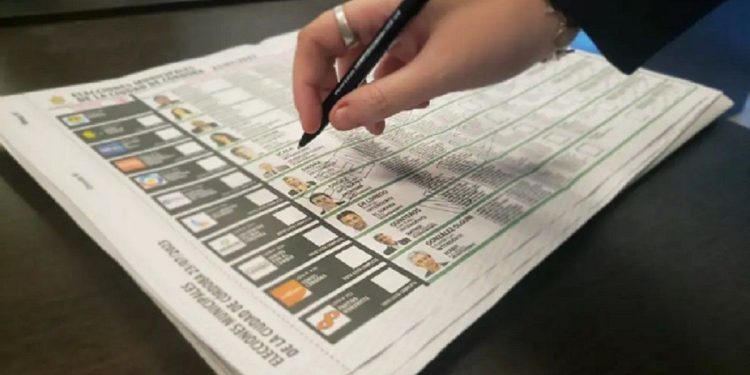 Elecciones 2025: qué dicen las encuestas sobre Javier Milei, La Libertad Avanza y el peronismo a una semana de los comicios