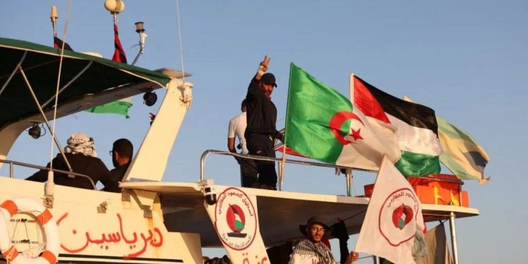 En medio de las marchas pro Palestina, llegan a Estambul 137 activistas deportados de la flotilla