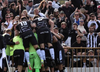 Gimnasia de Mendoza ascendió a Primera tras vencer a Deportivo Madryn por penales