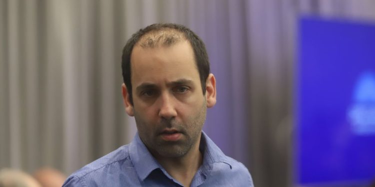 Itai Hagman: “La elección puede ser bisagra si la Argentina avanza en este camino”