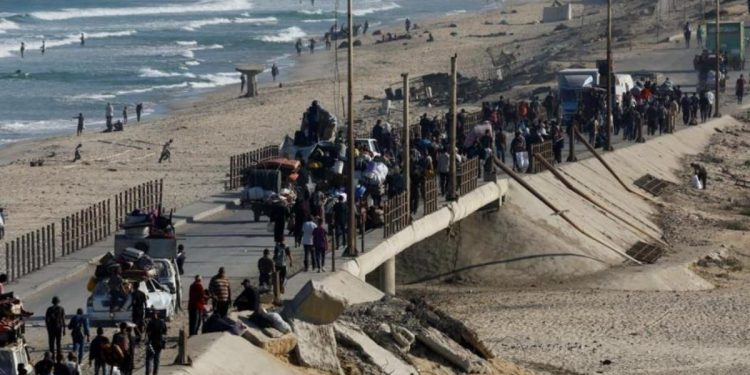 ¿Nueva etapa? Ingresa ayuda humanitaria a Gaza y palestinos vuelven a sus hogares tras el alto al fuego