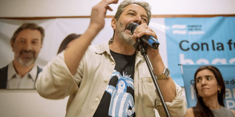 Pablo Carro: «Alineamiento con EEUU o autonomía, eso se juega en esta elección»