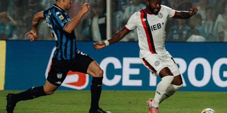 San Lorenzo recuperó la sonrisa: venció 2-1 a Atlético Tucumán y se metió en zona de clasificación