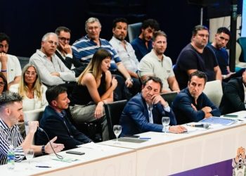 Violentos incidentes en la Asamblea de Gimnasia: la Comisión Directiva debió abandonar el Polideportivo