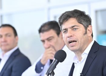 Axel Kicillof creó un programa de apoyo económico y acompañamiento para mujeres y personas LGBTIQ+ en situación de violencia