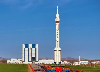 China quiere aterrizar en la Luna antes de 2030 y reaviva la carrera espacial con Estados Unidos