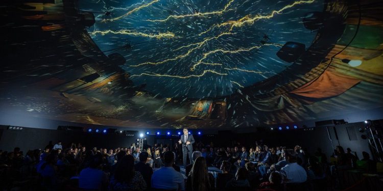 Con Sergio “Maravilla” Martínez como figura, Domos de Gloria presentó su flamante experiencia inmersiva