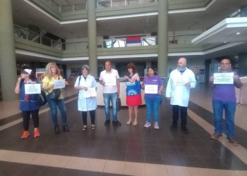 Condenan a dos docentes y dirigentes sindicales por cortar el tránsito durante un reclamo salarial en Misiones