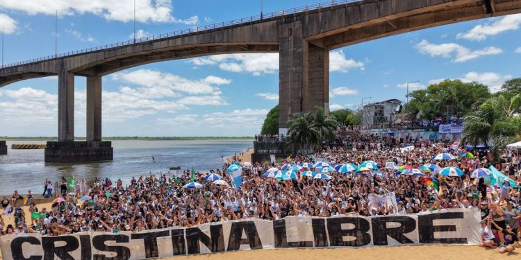 Cristina Kirchner: “Que yo esté privada de mi libertad es la metáfora perfecta y disciplinadora de Argentina”