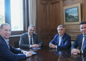 Diego Santilli recibió a otra tanda de gobernadores dialoguistas y prepara rally por las provincias