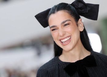 Dua Lipa sorprendió en la Marcha del Orgullo con un saludo especial a los argentinos