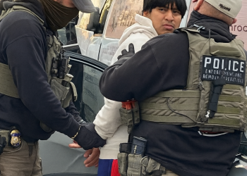 EEUU incorpora escaneo facial e inteligencia artificial para acelerar la identificación y expulsión de inmigrantes