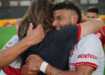 El vínculo de Martín Menem con la AFA coarta el sueño mileísta de intervenir a Tapia