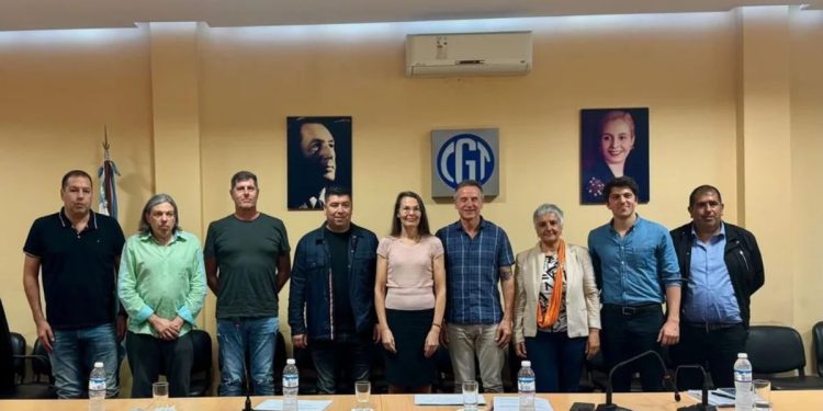 En un encuentro con la OCDE, la CGT reiteró sus reparos a la reforma laboral: “Pone en jaque derechos fundamentales”