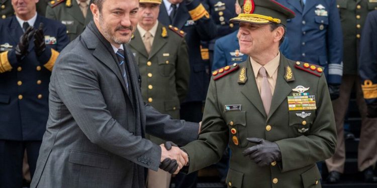 Estela de Carlotto calificó la designación del general Presti como «una provocación»