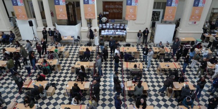 Finalizó el escrutinio definitivo en la Provincia de Buenos Aires: La Libertad Avanza ganó por 29.354 votos