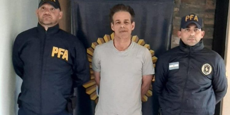 Fred Machado fue extraditado a EEUU: partió desde Ezeiza rumbo a Texas