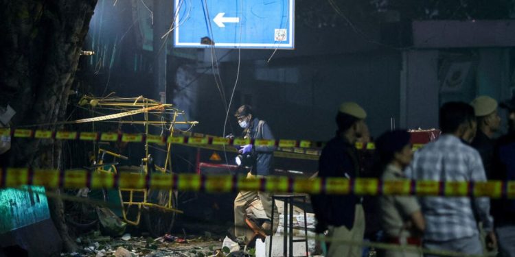 India: al menos 8 muertos y 19 heridos por la explosión de un vehículo en Nueva Delhi