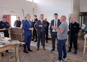 La cooperativa de presos Oktupak recibió una visita institucional