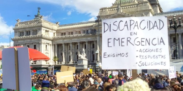 No vinimos de la guerra y sí luchamos por más derechos