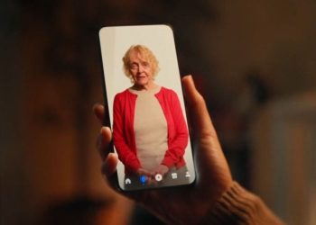 Otra predicción de Black Mirror: una empresa lanza una aplicación que permite crear avatares digitales de familiares muertos