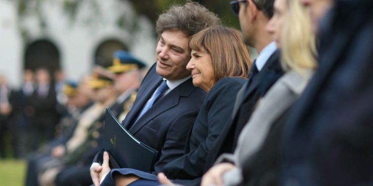 Patricia Bullrich presidirá el bloque de La Libertad Avanza en el Senado tras la victoria en las elecciones