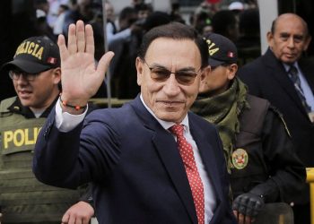 Perú: el expresidente Martín Vizcarra fue condenado a 14 años de prisión por sobornos