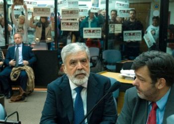 Tragedia de Once: Julio De Vido se entregó y fue trasladado de Comodoro Py a la cárcel de Ezeiza para cumplir con su condena