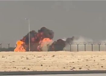 Tragedia en Dubai: un avión de combate se estrelló y causó la muerte de su piloto