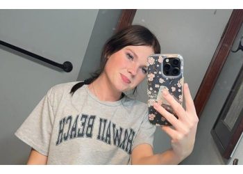 Una joven murió asfixiada en un crucero y sospechan de su hermanastro