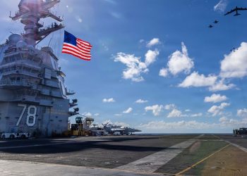 Ya está en el Caribe el portaaviones de EEUU más grande del mundo: las primeras imágenes