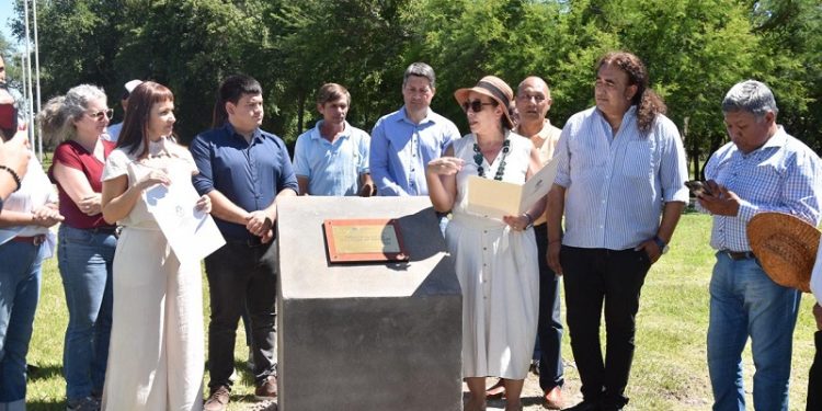 Analía Flores subrayó el valor histórico del Memorial de Napalpí tras su declaración patrimonial