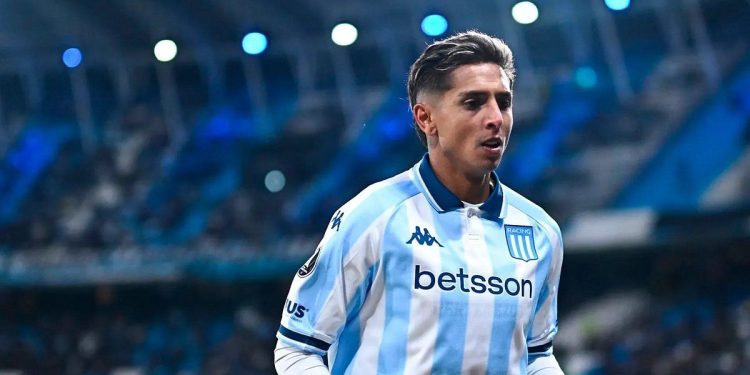 Ante la posible salida de Agustín Almendra, Racing busca cerrar su primer refuerzo y concretar una vuelta
