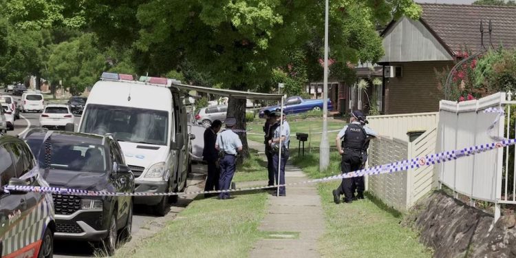 Ataque en Australia: la policía encontró explosivos y banderas de ISIS en un auto vinculado a un atacante de Bondi Beach