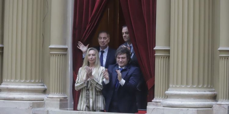 El Gobierno avanza en la sanción del Presupuesto 2026, mientras el peronismo responde con su proyecto de reforma laboral