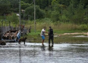 Hay más de 400 personas evacuadas en Corrientes por las inundaciones