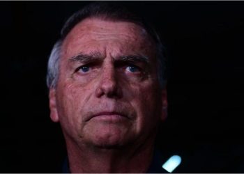 Jair Bolsonaro fue intervenido con éxito de su cuadro de hipo persistente y podría volver a prisión el 1° de enero