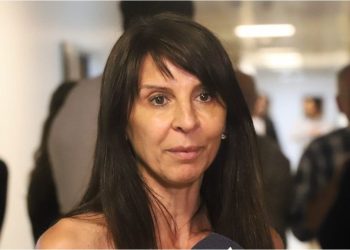 Lorena Villaverde presentó su renuncia al Senado para no ser “usada” en maniobras contra el Gobierno